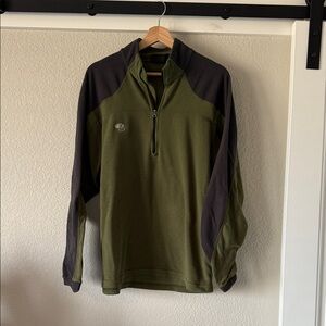 Mountain Hardwear Olive and Black Fleece Pullover